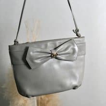 【 日本直送　名牌中古包 】CELINE セリーヌ ショルダーバッグ グレー ブラゾン レザー リボン vintage ヴィンテージ オールド dei55p