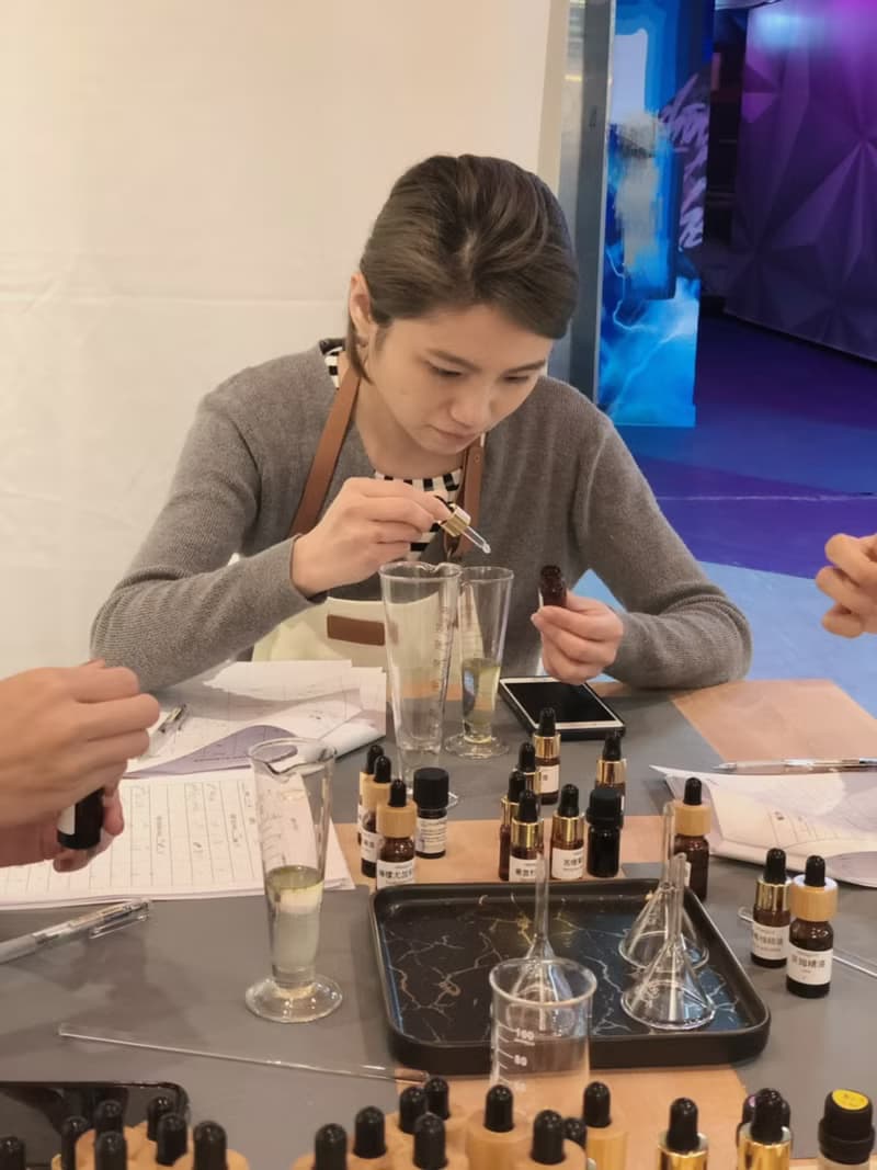 【體驗】大稻埕調香 精油調香體驗課程(10ml ) 自製香水  1人即開課