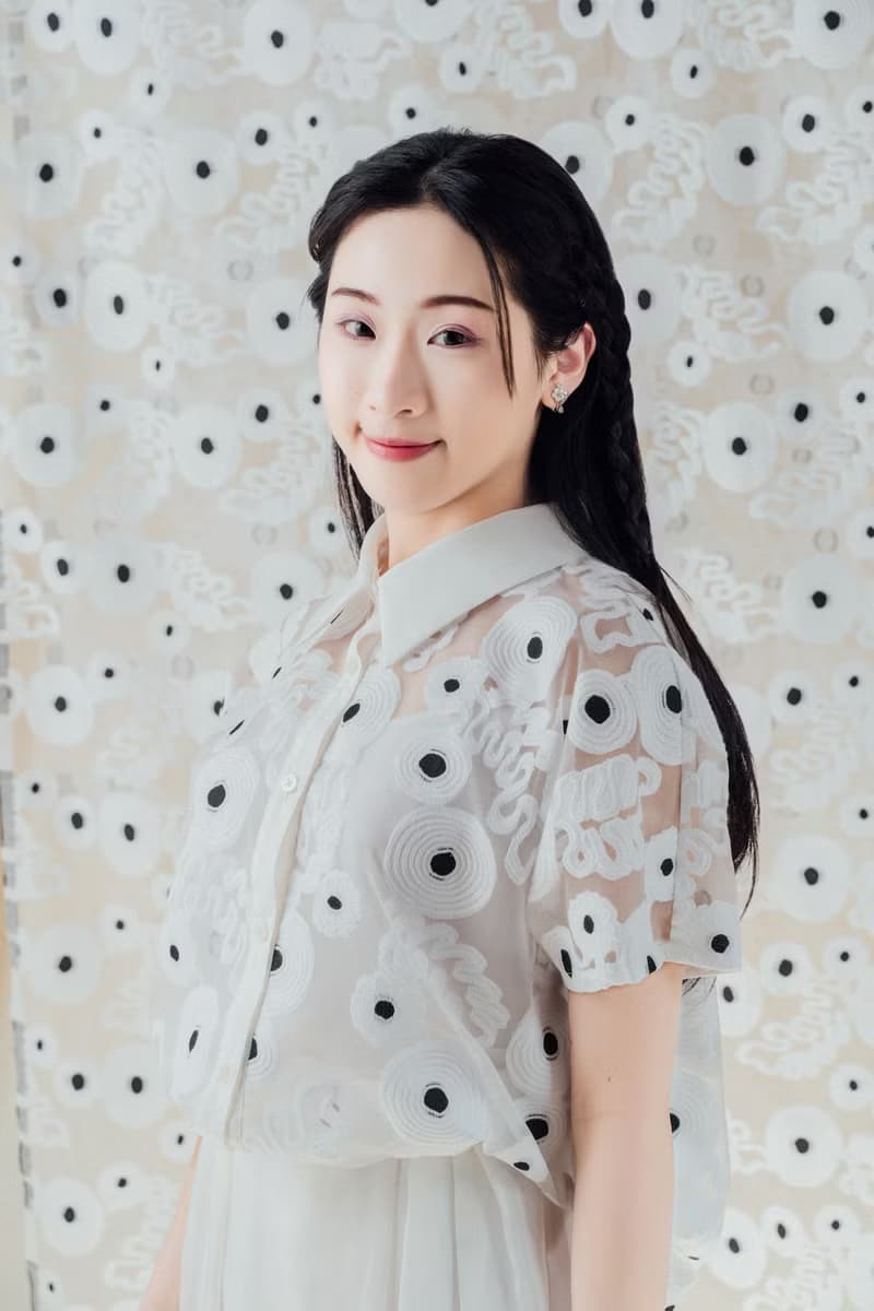 薄紗夏花刺繡連袖襯衫