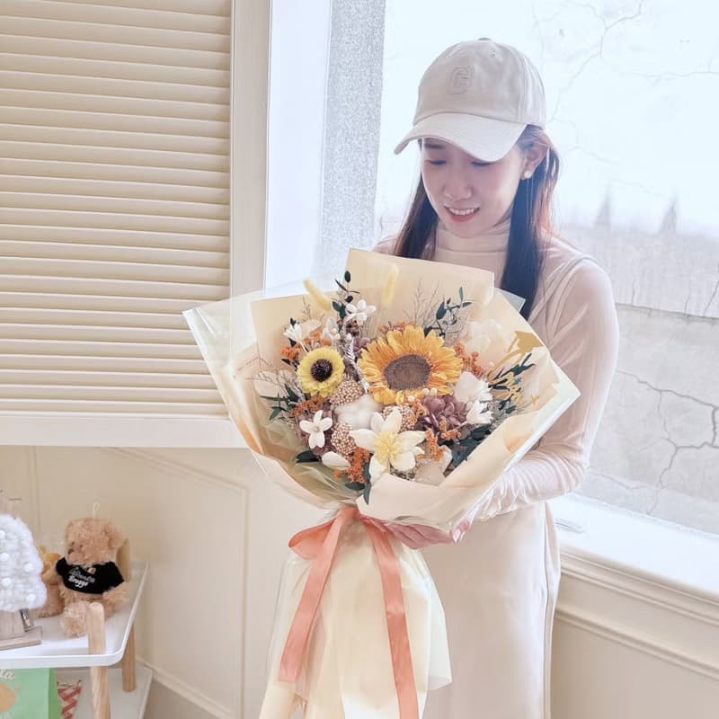 經典色永生向日葵大花束 太陽花花束 向日葵花束 畢業花束