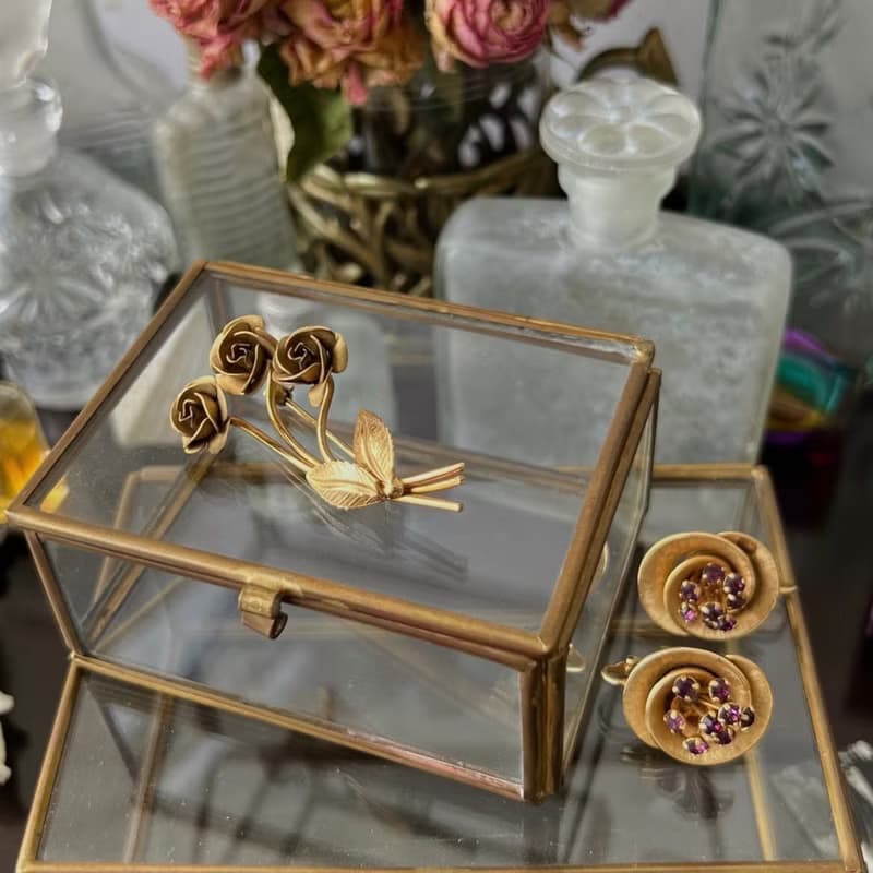 Vintage Flower Rose Bouquet Brooch and Clipon Earrings with purple crystals 1950