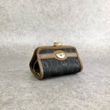 【 日本直送　名牌中古包 】Christian Dior クリスチャン ディオール ハニカム コインケース ブラウン キャメル PVC がま口 ckz5ac