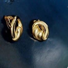 vintage jewelry  古董金色火炬夾式耳環