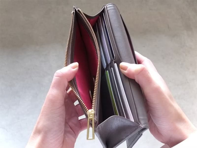 日本製革で作ったシックな長財布 - Long Wallet - GREY -  CAREN QUOYLE -