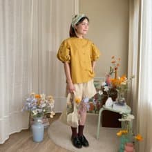 Juliet 寬版棉質上衣 :  Honey Bee