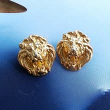 Vintage Jewelry 西洋古董飾品 金色調 立體 獅面 針式耳環