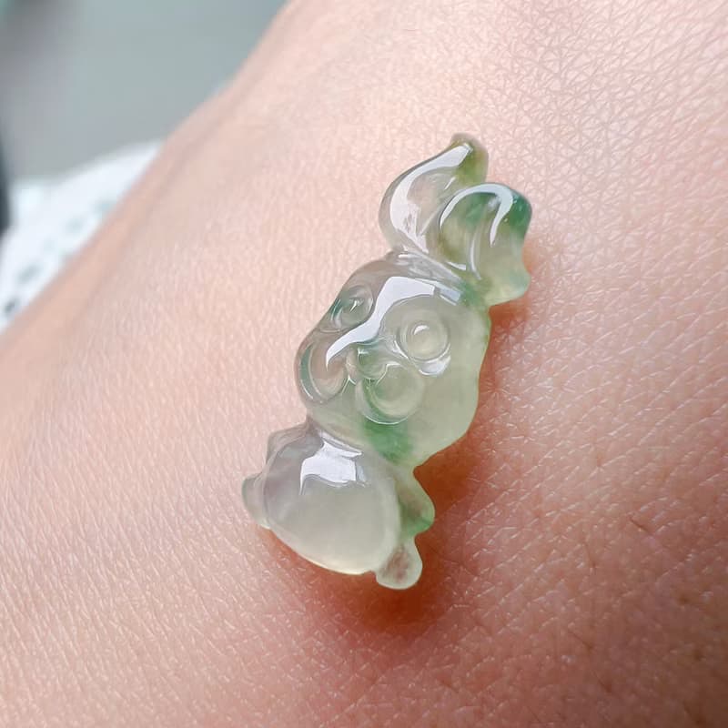 冰飄綠花翡翠小兔子 | 天然緬甸A貨翡翠 | 送禮
