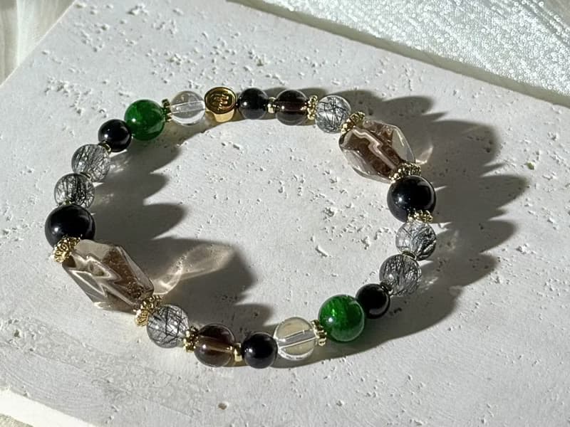 流年數 9 — 收尾之年 轉化與新生