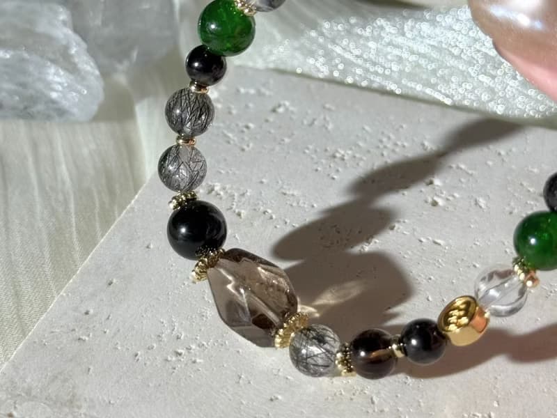 流年數 9 — 收尾之年 轉化與新生