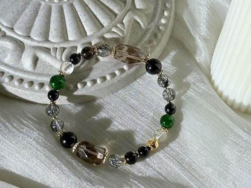 流年數 9 — 收尾之年 轉化與新生