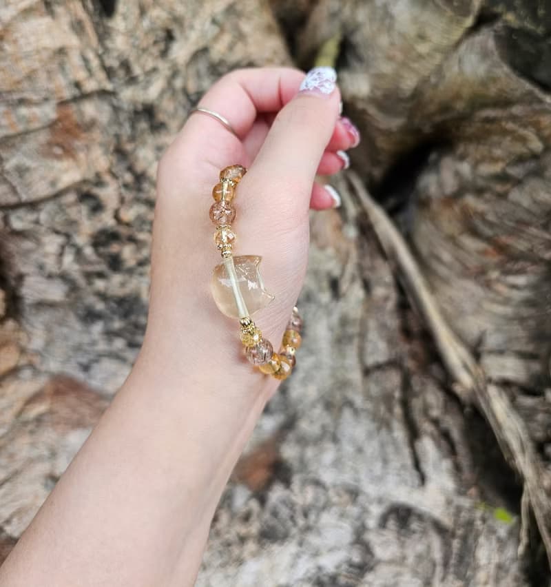 豐盛與喜悅的黃水晶貓-黃水晶/黑金超七(黑金碧璽髮)水晶手鍊