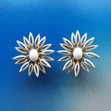 Vintage Jewelry 西洋古董飾品 TRIFARI 立體雙層 花瓣 夾式耳環