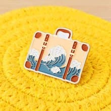 Plus 1日本行李喼海浪金屬徽章胸針心口針