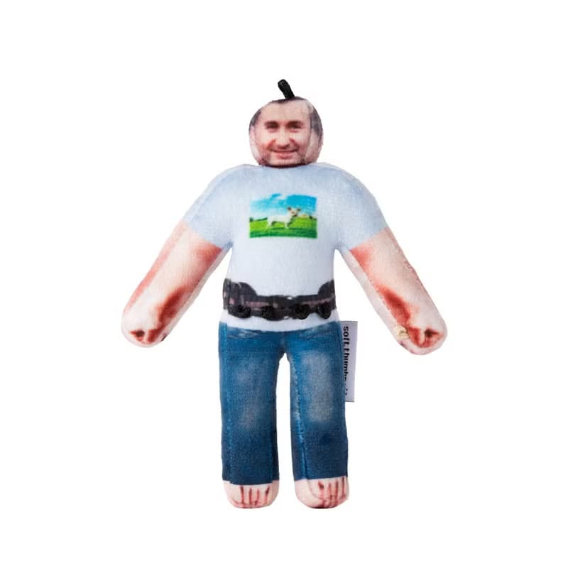 Daniel 32, Dog Walker