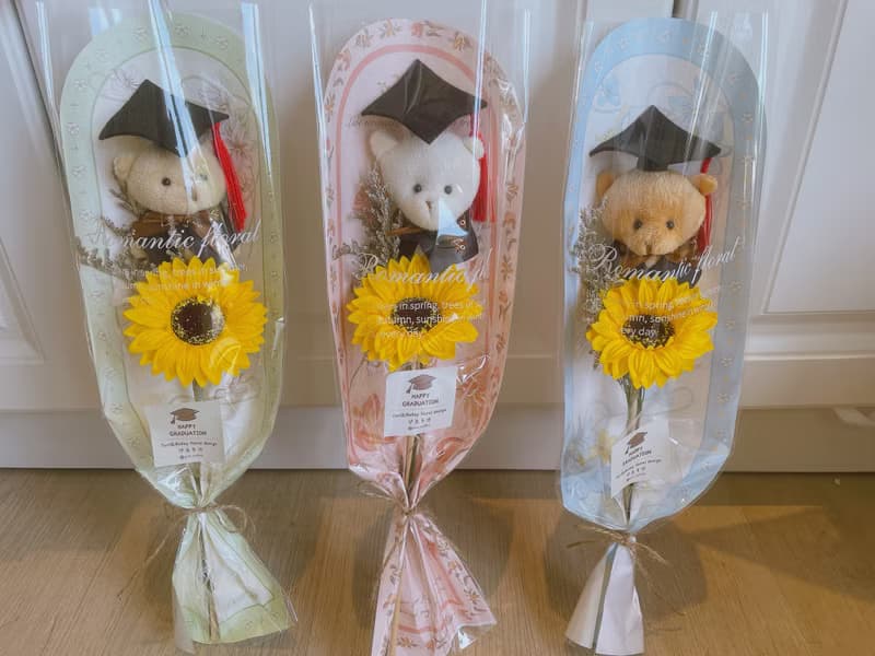 學士熊花束/畢業小花束/畢業花禮/香皂向日葵/幼稚園花束/畢業花