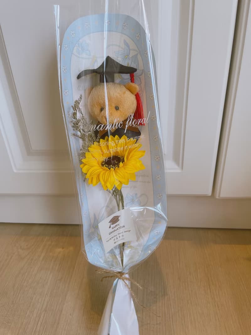 學士熊花束/畢業小花束/畢業花禮/香皂向日葵/幼稚園花束/畢業花