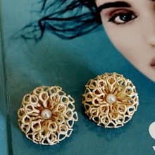vintage jewelry 古董全簍空白琺瑯繡球花夾式耳環