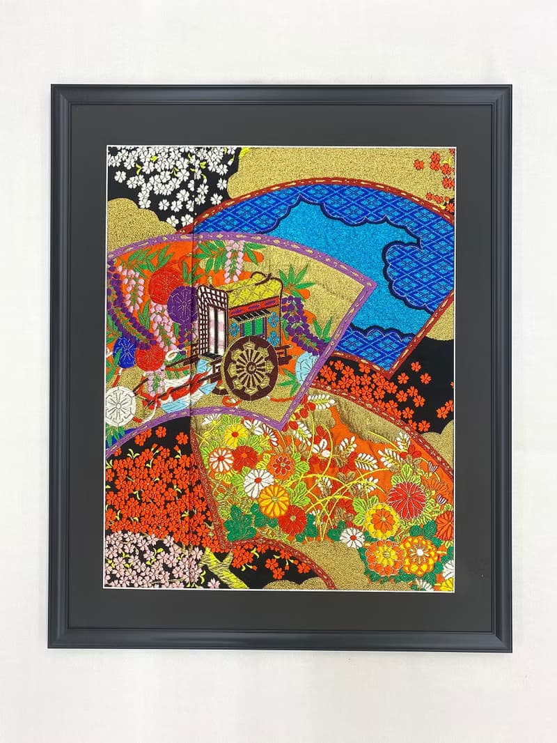 きものアート14　vintage fabric　色鮮やかな扇の縁起が良い贈物　壁掛け　和モダンインテリア　引越新築祝い