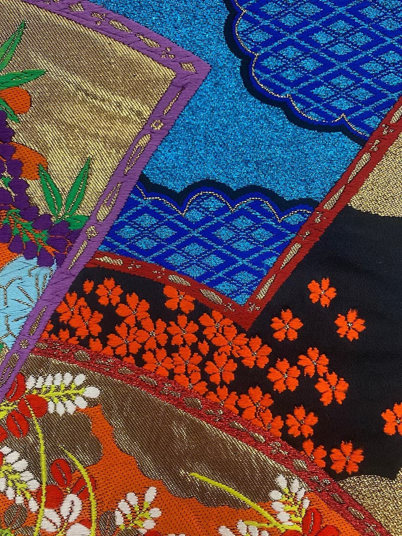 きものアート14　vintage fabric　色鮮やかな扇の縁起が良い贈物　壁掛け　和モダンインテリア　引越新築祝い