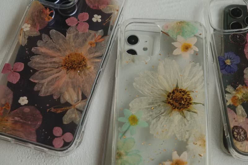 現貨特惠 /  iPhone14 plus 押花手機殼 壓花 手作 防摔 樹脂