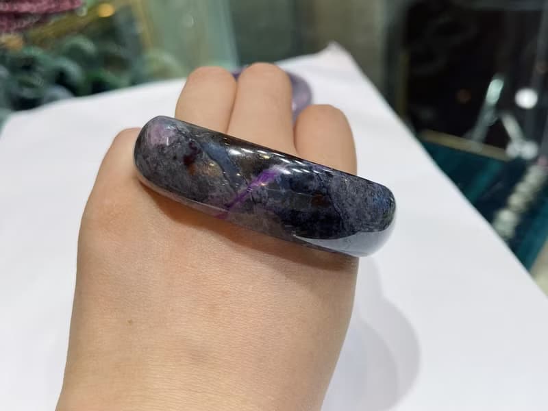 寶麗金珠寶-天然舒俱萊石手鐲(貴妃鐲)