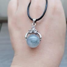 【親翠】天然翡翠 冰晴飄花13mm圓珠純銀石來運轉皮繩鎖骨鍊