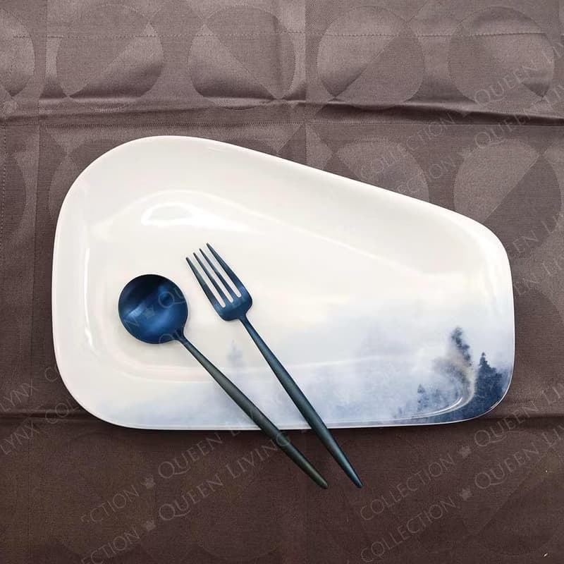 葡萄牙 Cutipol MOON 宇宙藍 20.5CM 主餐叉