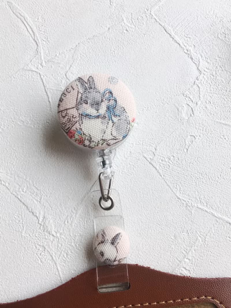 手作好禮 ALL PASS 小兔伸縮扣環 +卡套 悠遊卡證件套卡夾