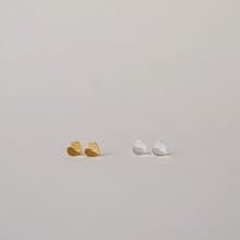 小さなハートのピアス / イヤリングクリップ