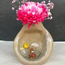 A Lu 兔兔大陶花器/禮物/手作手繪 採美國進口陶土 原創僅此一件