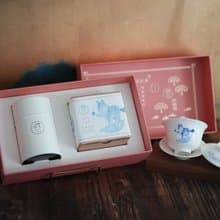\ 茶器禮盒 | 琅茶悠哉蓋杯・梨緻烏龍彩罐裝 /