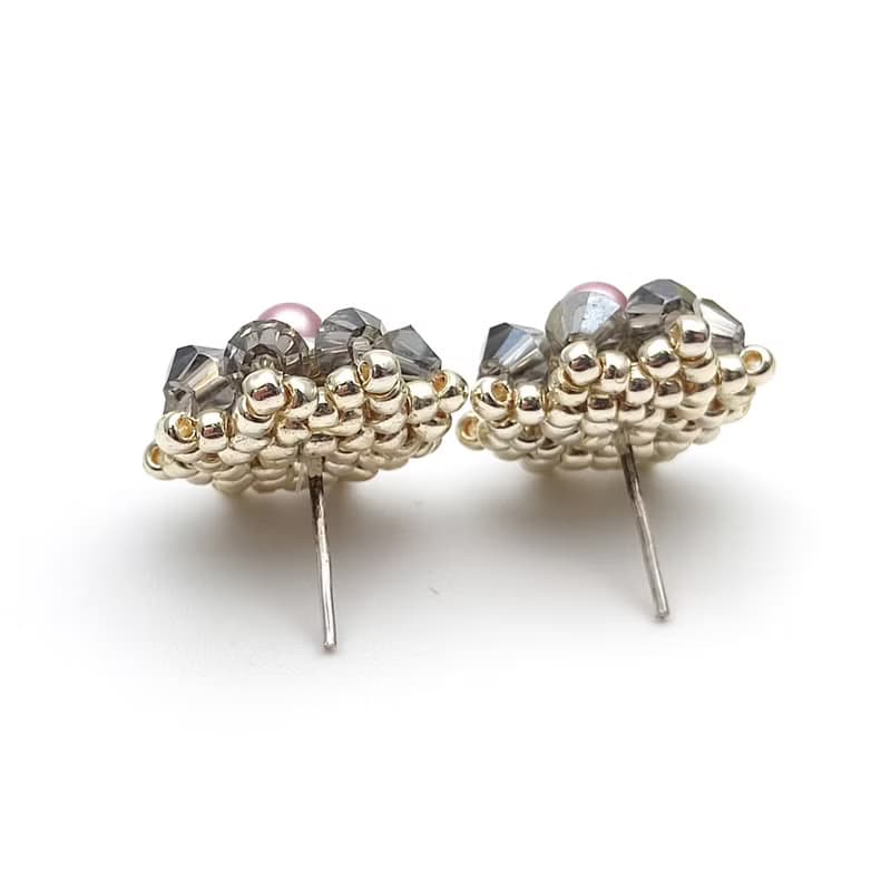 華麗耳環, 手作, 針式耳環, Gray stud earrings, Beaded stud earrings, Post Earrings