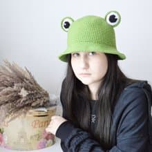 Crochet cute frog bucket hat women men Custom knit funny green fisherman hat