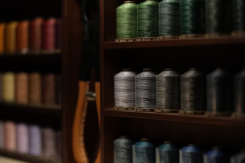 Herry Hsieh - 短夾 / 拉鍊式 / 白蘭地棕