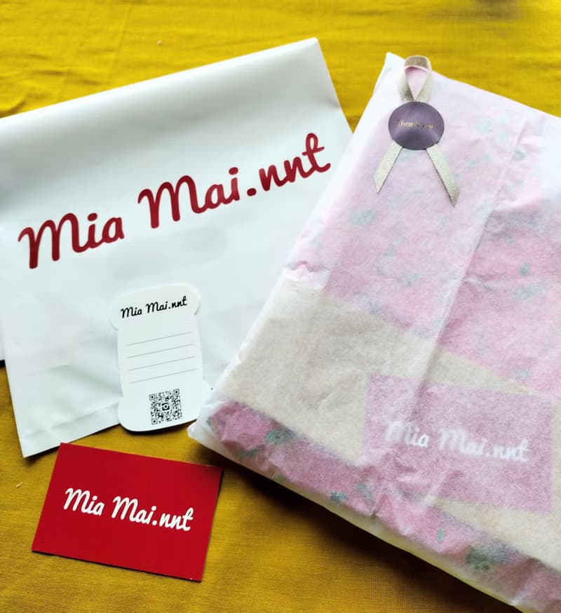 子供甚平　Jinbei for children【Red x small flowers】