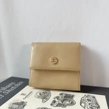 Chanel香奈兒雙C小圓標奶茶色短夾原裝盒錢包 日本中古二手