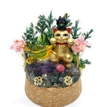 金色招財貓與金元寶/紫水晶/紅紋石珠-水晶公仔乾燥花擺設