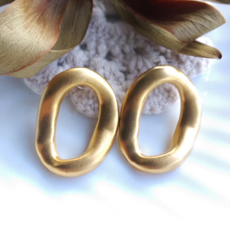 Vintage Jewelry 西洋古董飾品 啞光 不規則 圈圈 針式耳環