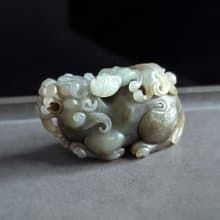 招財母子貔貅吊墜擺設 | 天然和田玉玉器