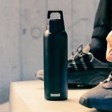 瑞士百年 SIGG 彈蓋輕量保溫瓶  550ml - 純黑