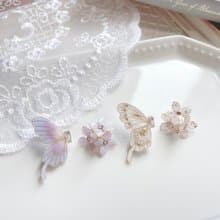【盛夏蝶影】 樹脂水晶花耳環