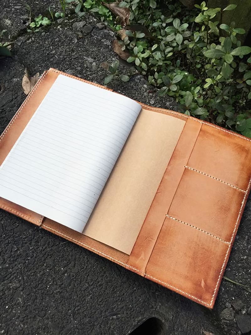 新版拉鍊書衣/筆記本套/多功能書套   color:燒焦咖.  -植鞣皮