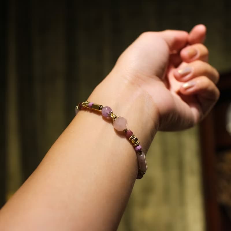 匿名邀請函 // C1372粉晶薰衣草紫晶手鍊