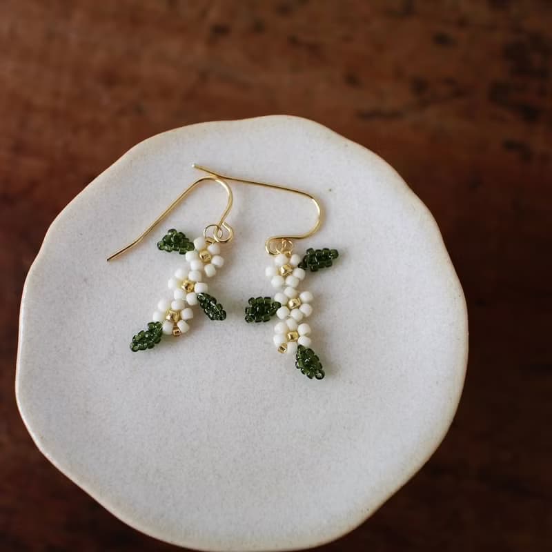 串珠耳飾_日日春/綠葉/beading earing