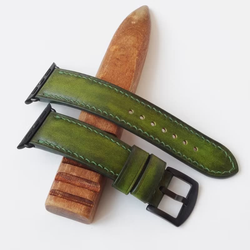 蘋果手錶表帶 綠色 橄欖色。真皮 純手工製作。任何尺寸。