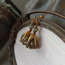 古典花苞垂墜耳環 古董玻璃珠 / 樹梢