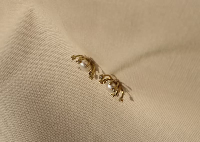 圓氐  春分新生  花苞珍珠環抱925銀針耳環