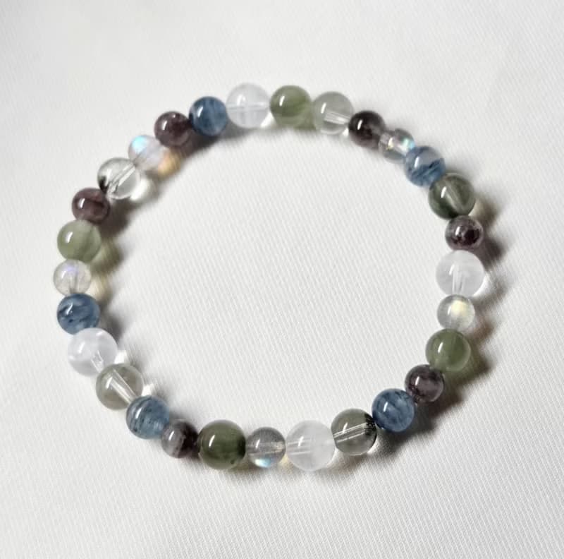 綠髮晶  高光拉長石 綠幽靈  藍兔毛 紫紅極光 白幽靈 水晶手鍊