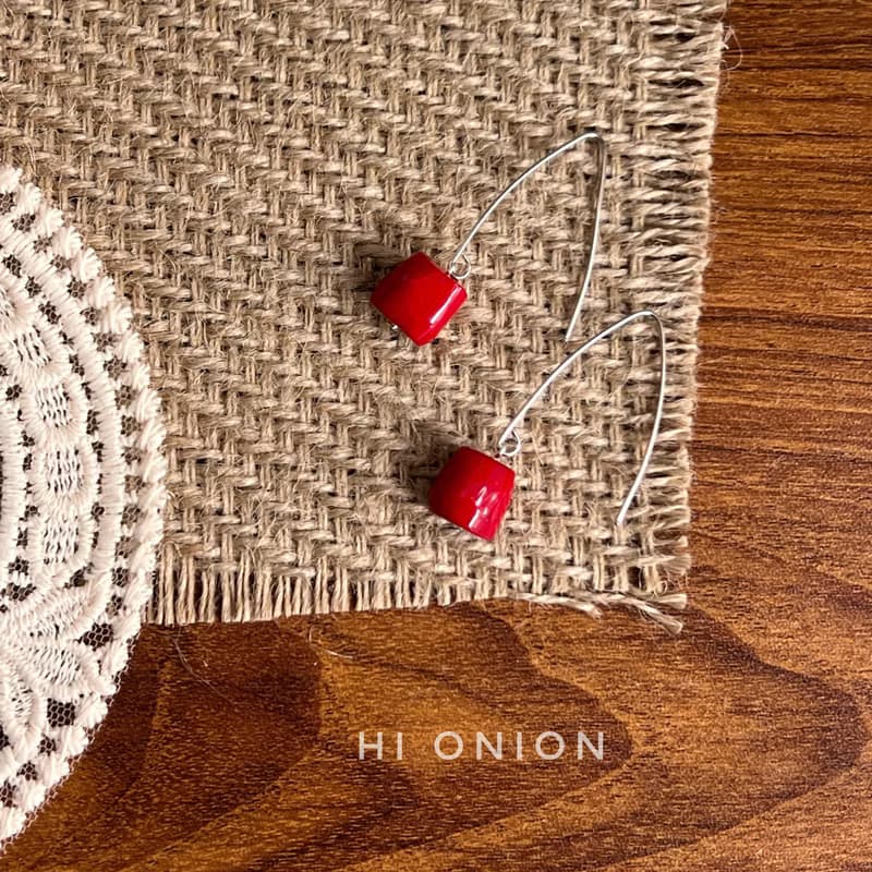 Hi onion還有明天 擦掉口紅 小眾設計純銀紅色長款耳環耳夾復古