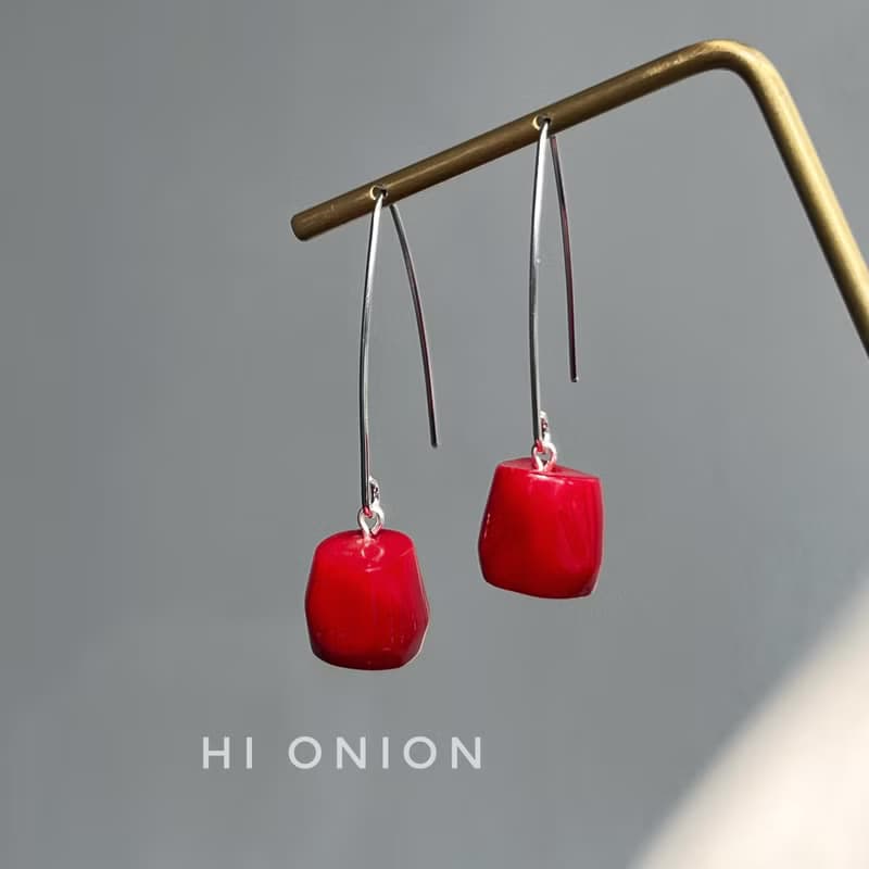 Hi onion還有明天 擦掉口紅 小眾設計純銀紅色長款耳環耳夾復古